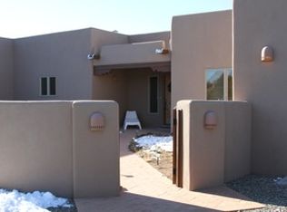 17 Antigua Rd, Santa Fe, NM 87508
