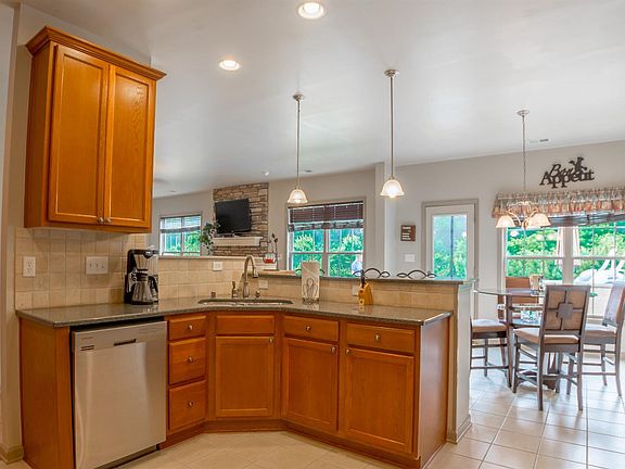 4th image of 177 Gleneagles Way