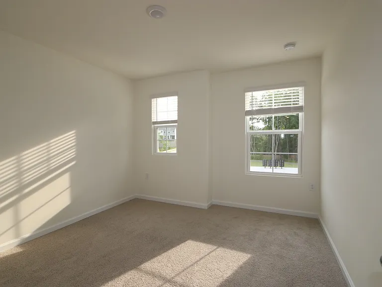 1012 Yatesbury Pl — Photo 10