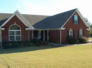 506 Annslee Ln, Loganville, GA 30052