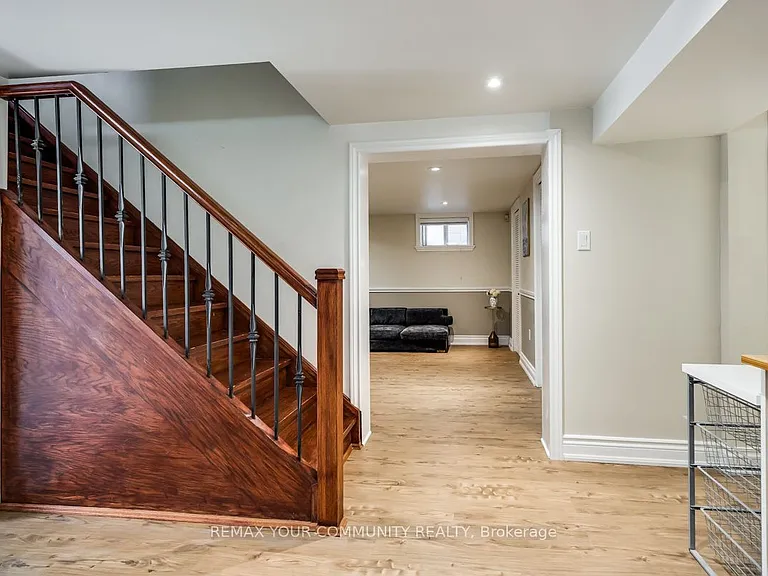 71 Hawman Ave — Photo 10