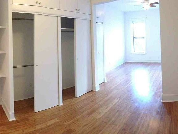4th image of 100 W 106th St APT 4S
