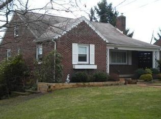 915 37th Street Ext, Beaver Falls, PA 15010