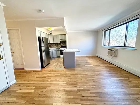 Rented by Garfield Realty  | media 15