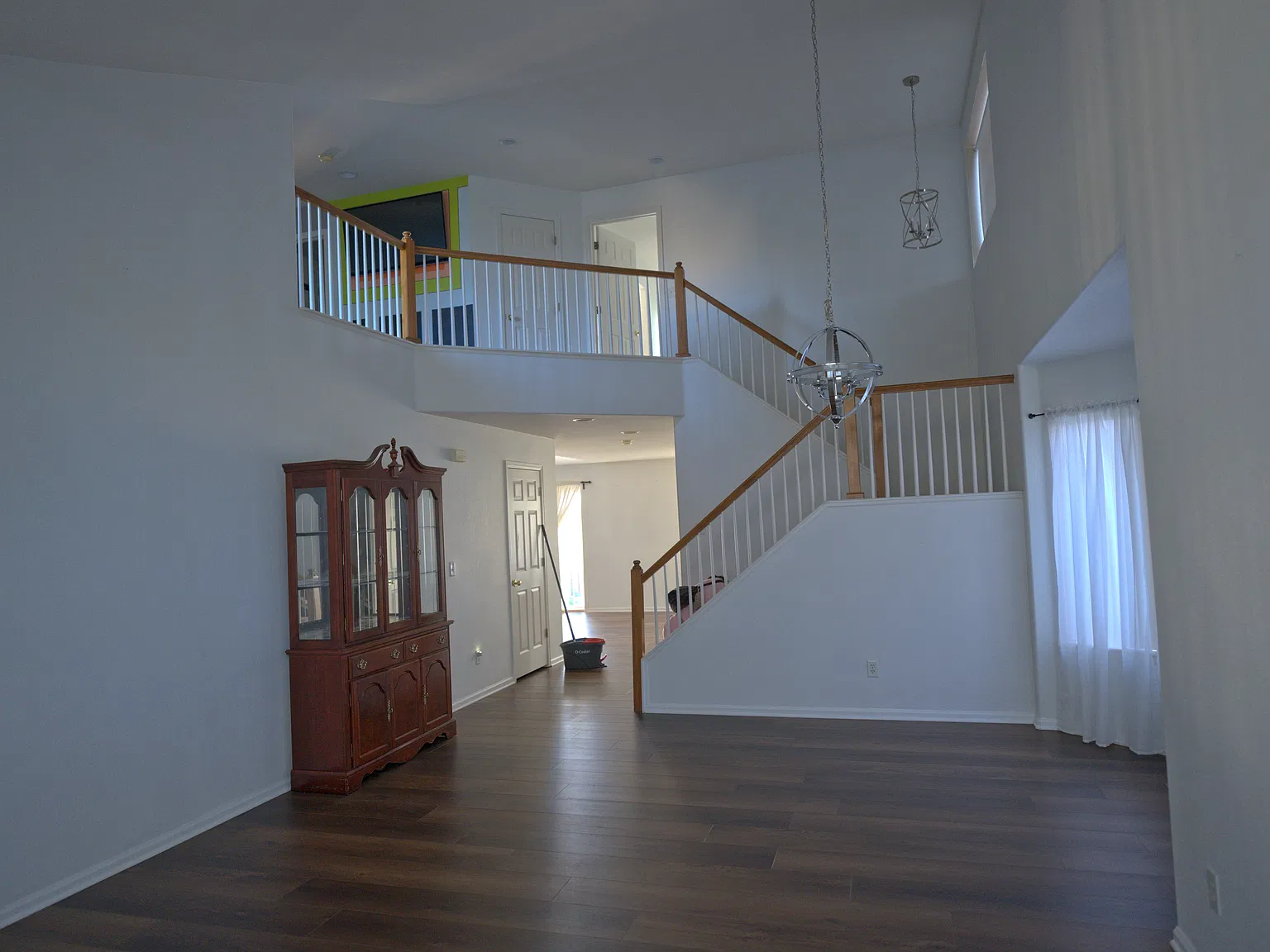 3 bed, 2.5 bath, 2170 sqft, $3,500 — Photo 3