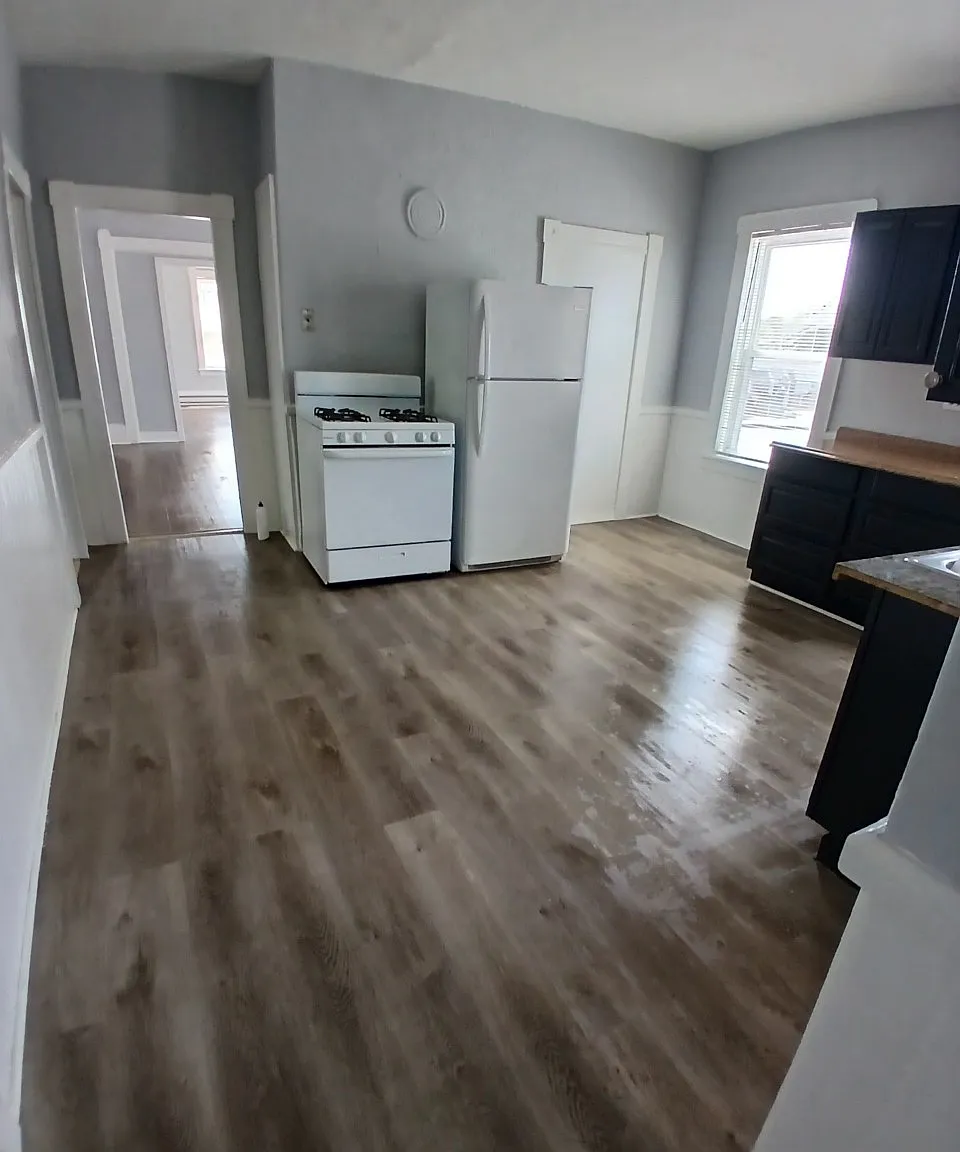 667 Southbridge St — Photo 4