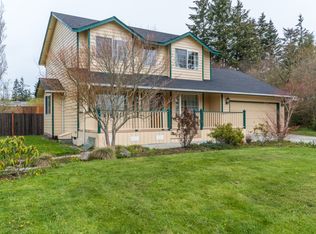 1626 Douglas St, Oak Harbor, WA 98277