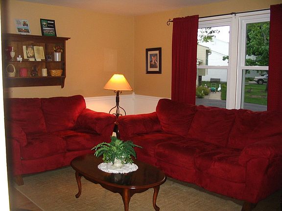 5th image of 808 McGraw Ct