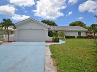 1107 62nd Street Ct W, Bradenton, FL 34209