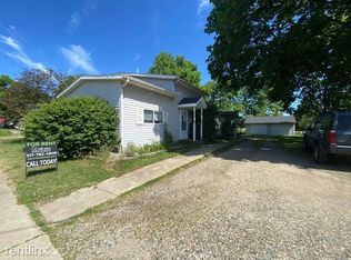 226 W Leigh St, Homer, MI 49245