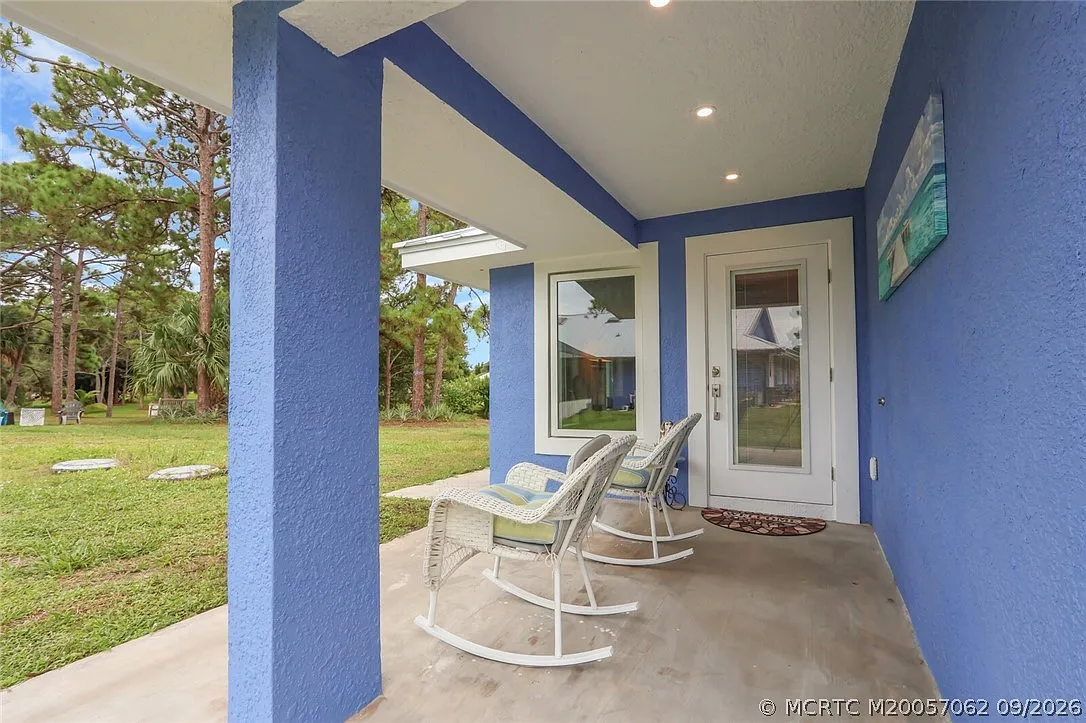 2 bed, 2.0 bath, 2628 sqft, $2,800 — Photo 4