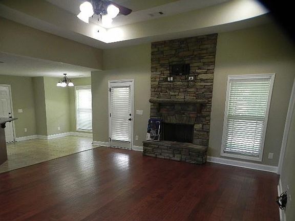 3rd image of 94 Lee Road 2115