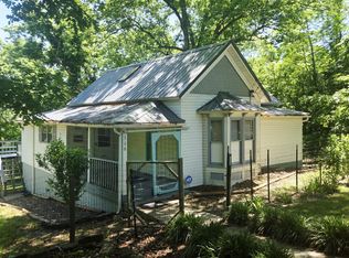 506 S Carr Street, Galena, MO 65656