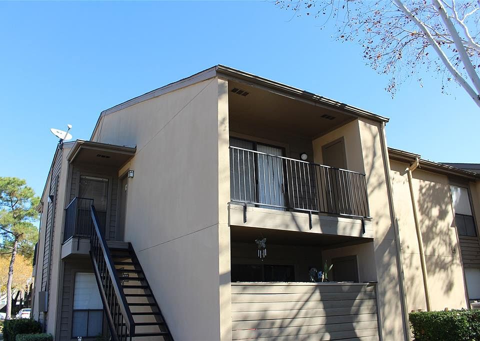 1st image of 3300 Pebblebrook Dr APT 34