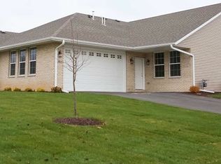 7610 Kissane Dr, Loves Park, IL 61111