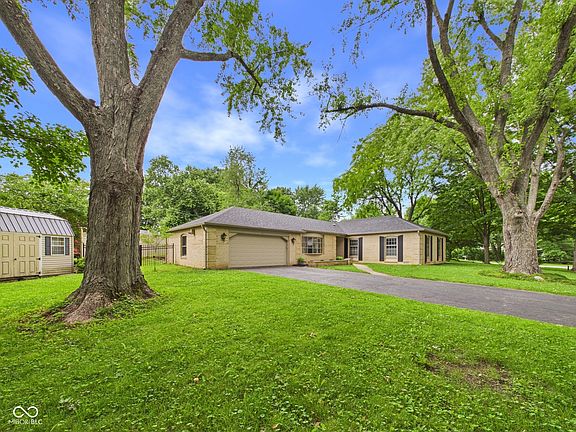 2nd image of 1403 Cottonwood Dr