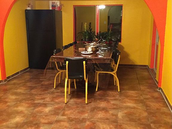 3rd image of 6709 Lovett Ave
