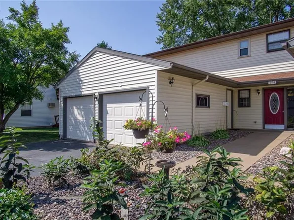 304 Parkview Court, Altoona, WI 54720