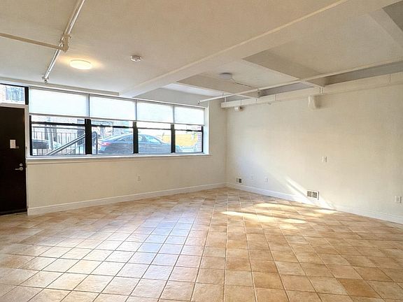 3rd image of 300 Communipaw Ave APT 2