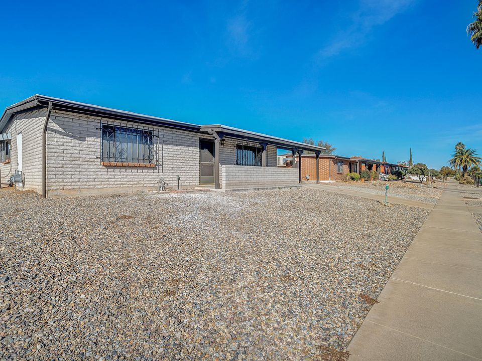 1st image of 726 S Abrego Dr