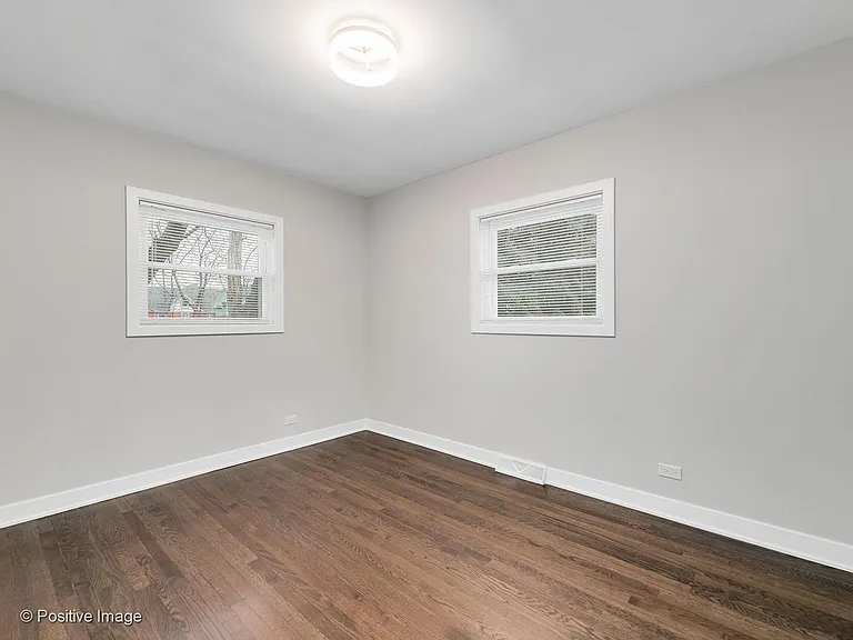 510 Forest Ave — Photo 16