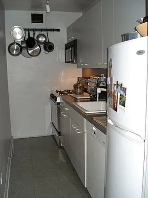 Sold by essential NEW YORK Real Estate | media 11
