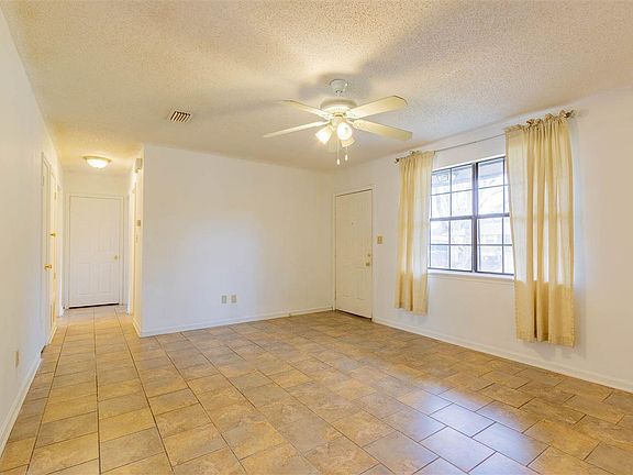 5th image of 5533 Woodcrest Dr