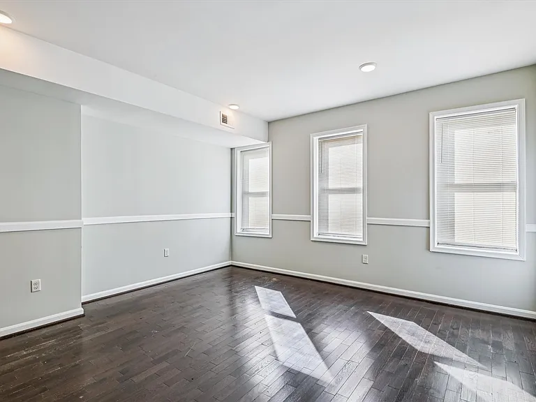 1324 W Lombard St #2 — Photo 13