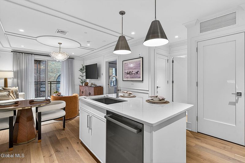 5th image of 19 Washington Street #454 B3