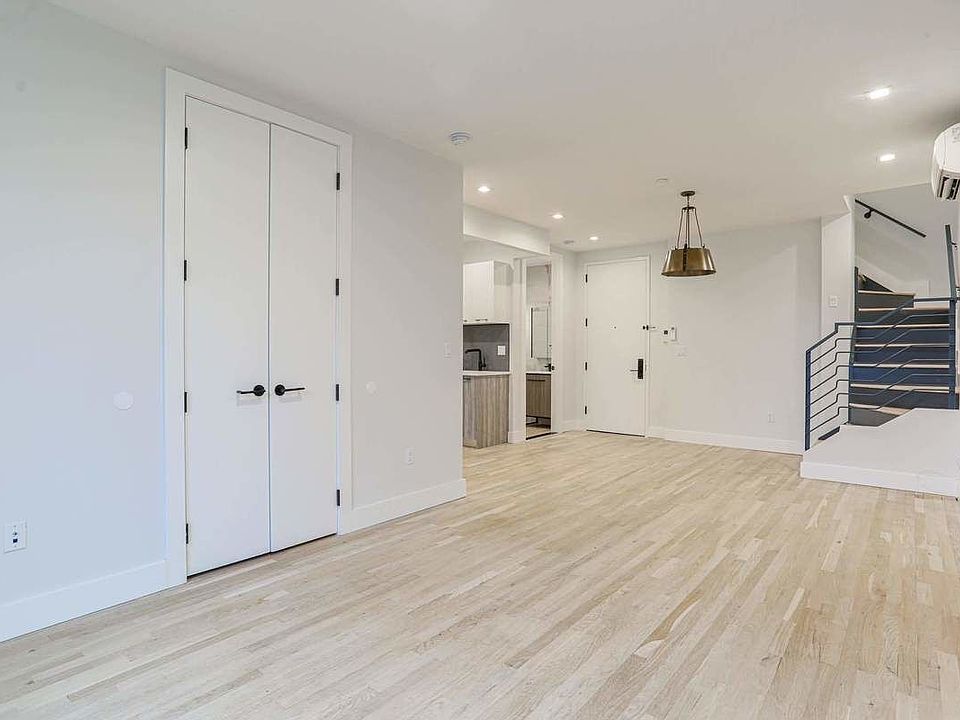 1st image of 111 Troutman St #4F