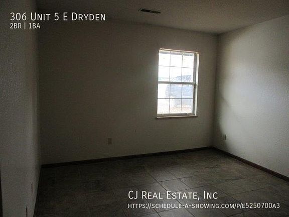 3rd image of 306 E 5th St