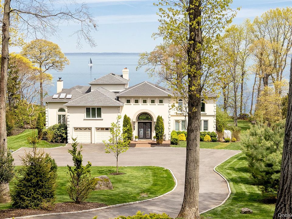 1st image of 17 Sea Crest Drive