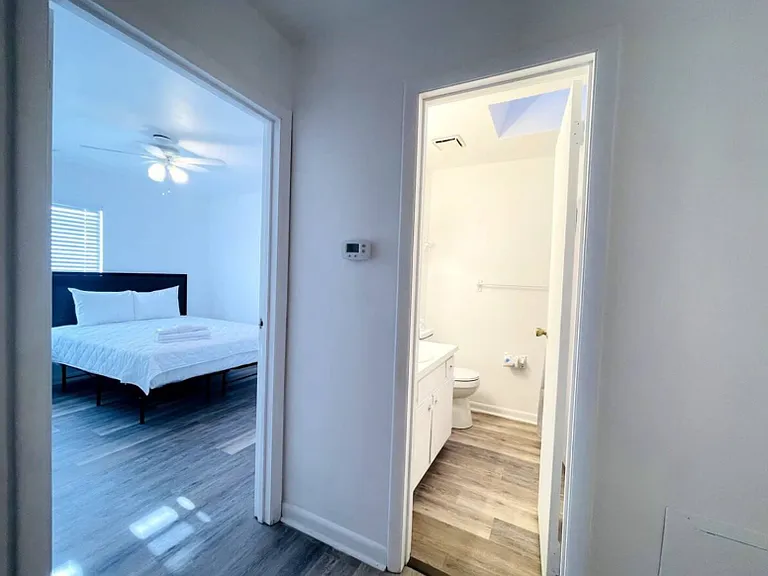 1011 Hunter Ave #6 — Photo 5