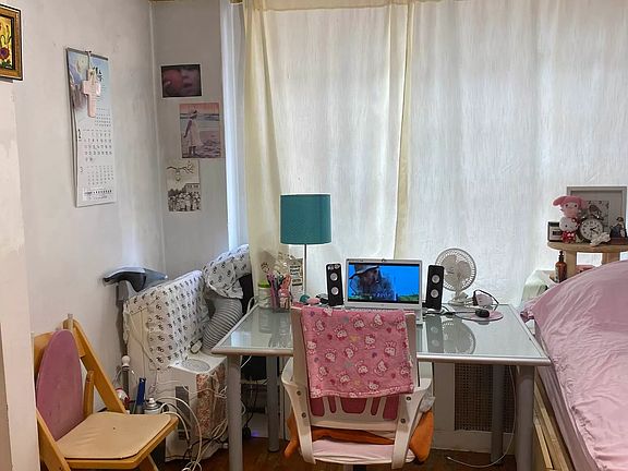 2nd image of 304 E 41st St APT 1303A