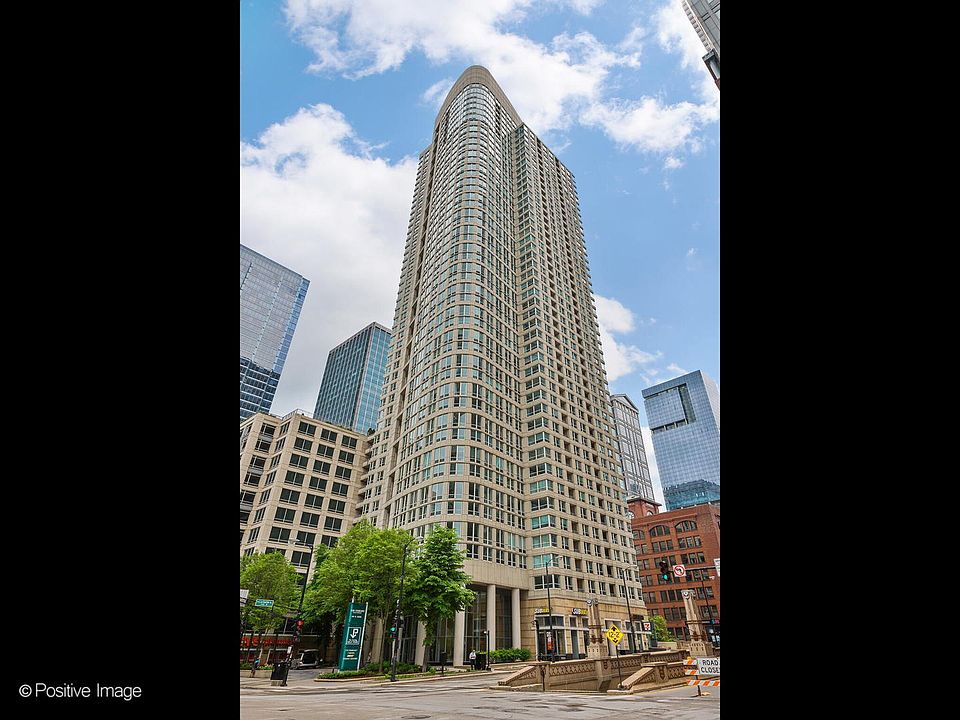 1st image of 345 Lasalle St #2705