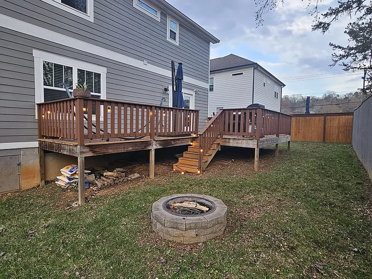 E View Ct — Photo 5
