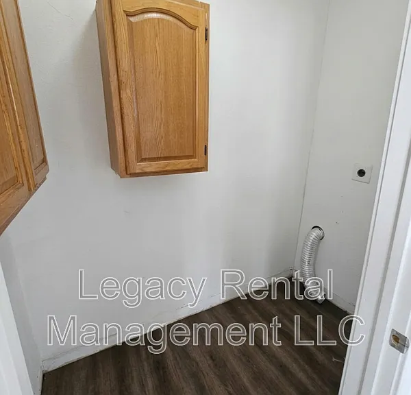 39 Elm St — Photo 8