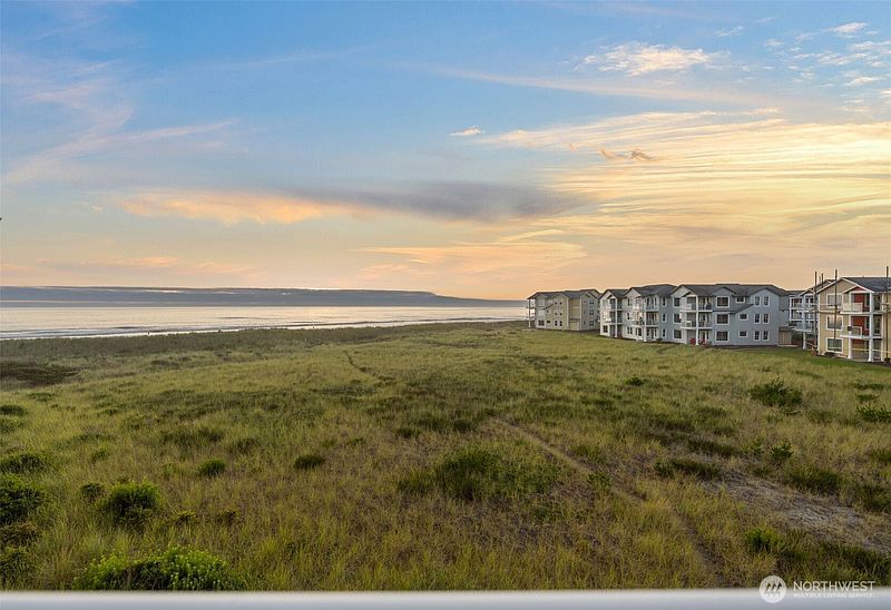 2nd image of 1600 W Ocean Avenue #234