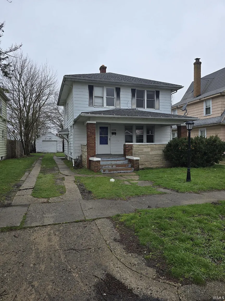 1633 Pulaski St photo 1
