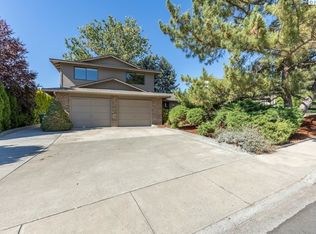 531 Meadows Dr S, Richland, WA 99352