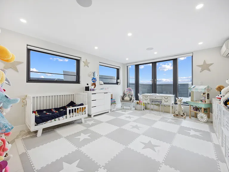 102 W End Ave #Penthouse 5 — Photo 14