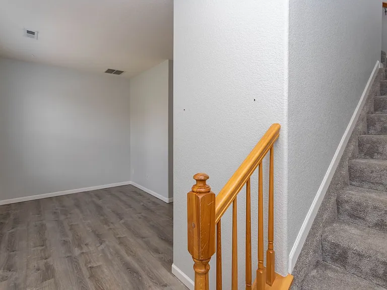 333 E Las Animas St — Photo 19