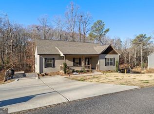 464 Meadow Cir, Ellijay, GA 30540