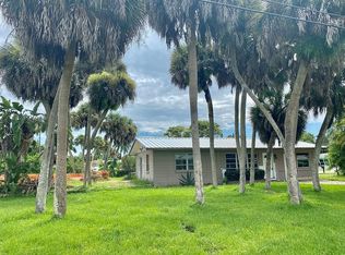 115 Myakka Dr, Venice, FL 34293