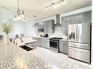 17310 Shadow Ledge Dr, Houston, TX 77095