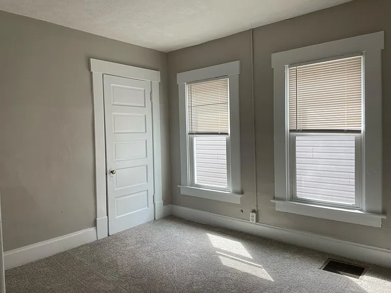 524 E Jenkins Ave — Photo 6