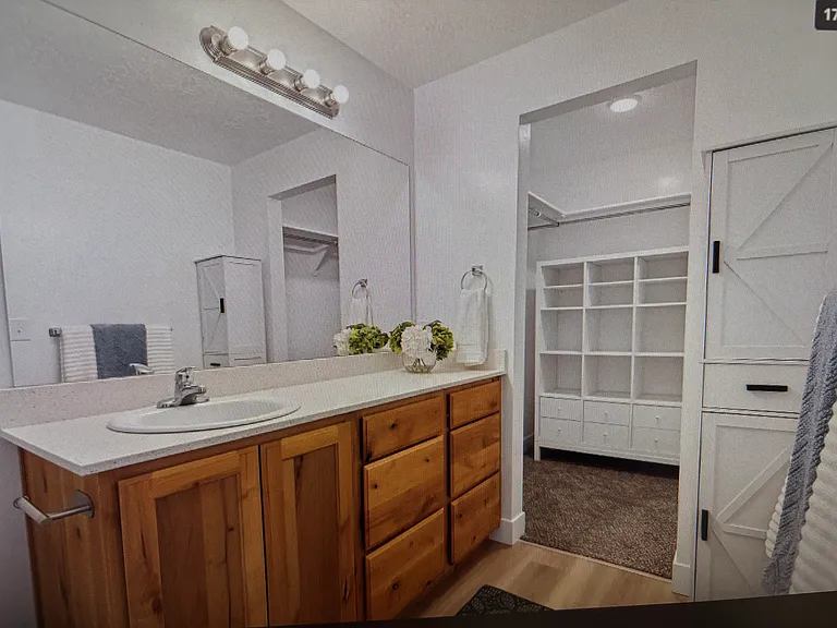 1988 S Marigold Way — Photo 20