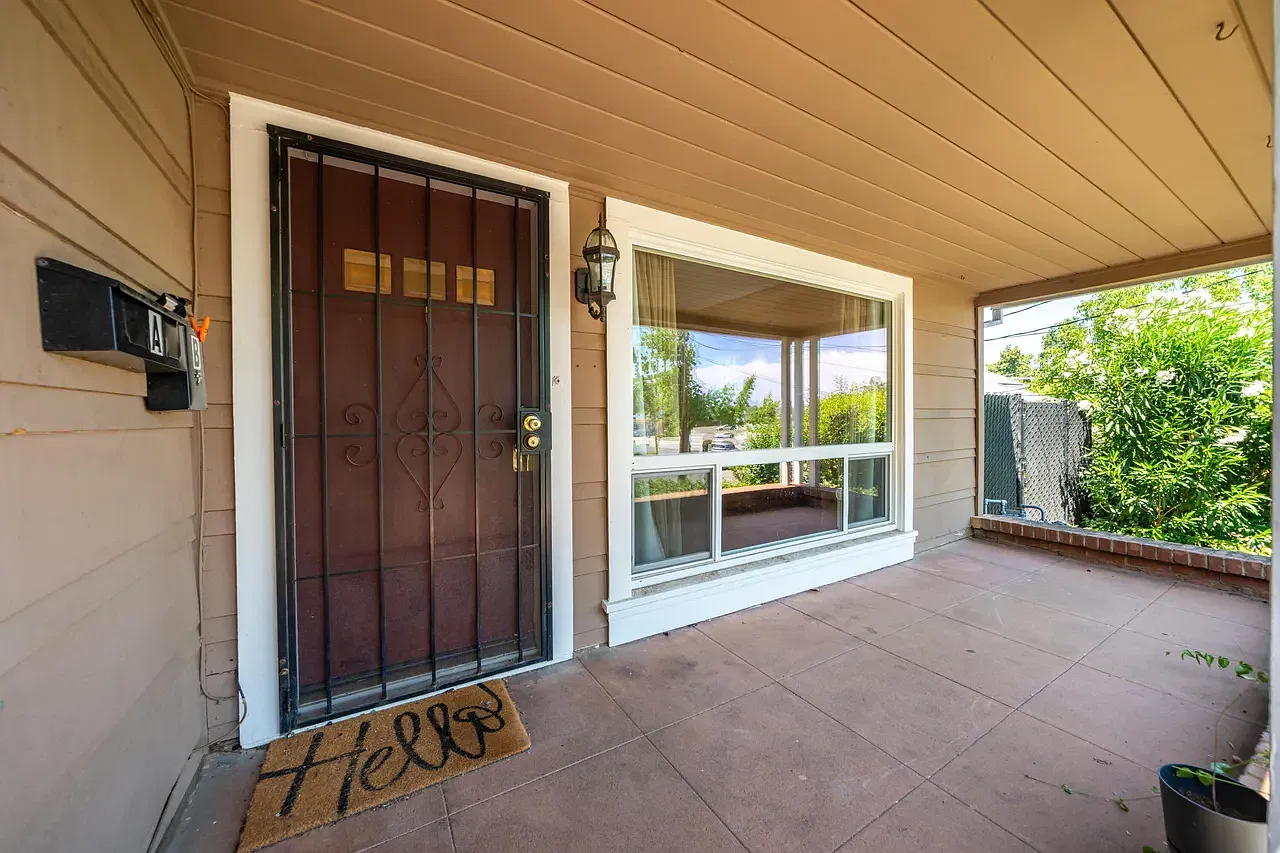 2 bed, 1015 sqft, $1,500 — Photo 3