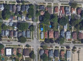 881 Courtney St NW, Grand Rapids, MI 49504