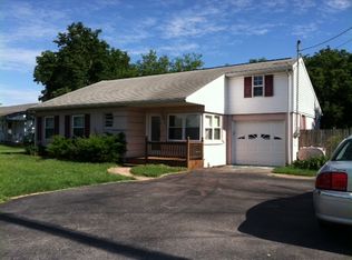 5591 E Berlin Rd, East Berlin, PA 17316